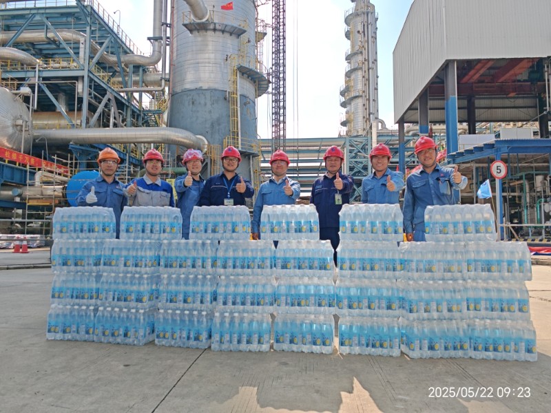 yuanlt_8f469fbcb667736f473c283aa84a914_副本.jpg