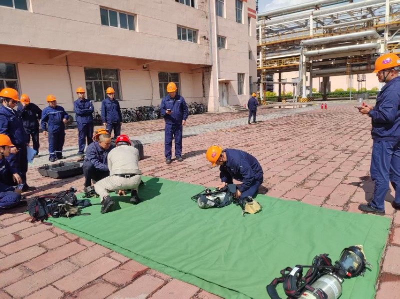 yuanlt_9dca914e35ca3ec55b50c20286513e3.jpg